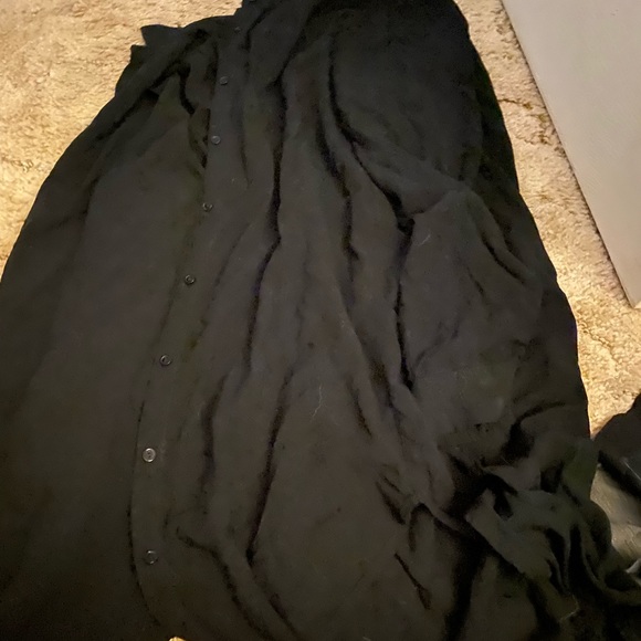 Black shirt - Picture 3 of 4